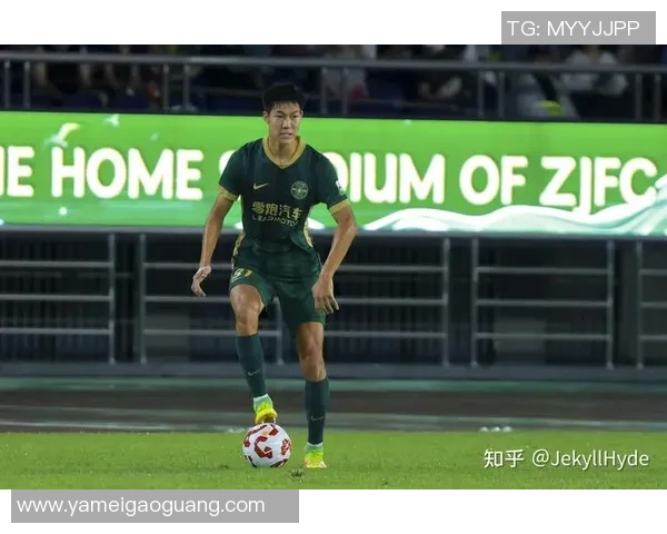 足球明星薪水的计算方式揭秘及其背后的经济因素分析